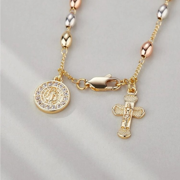 St. Benedict charms Rosario bracelet - Picture 4 of 4